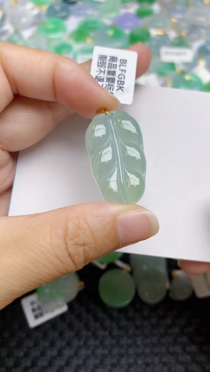 翡翠18K金镶嵌颈饰天然缅甸A货翡翠百元以上9元证书费自理