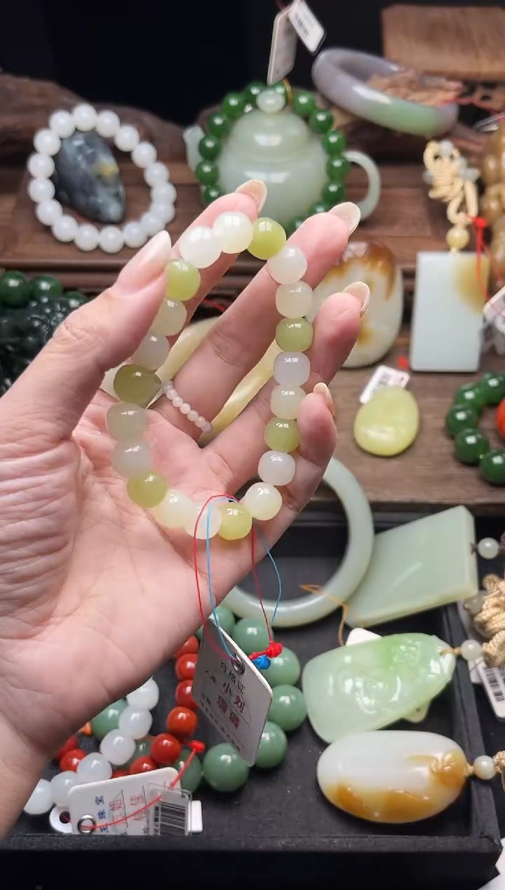 手串未镶嵌和田玉卡10若羌多宝 老型9011369