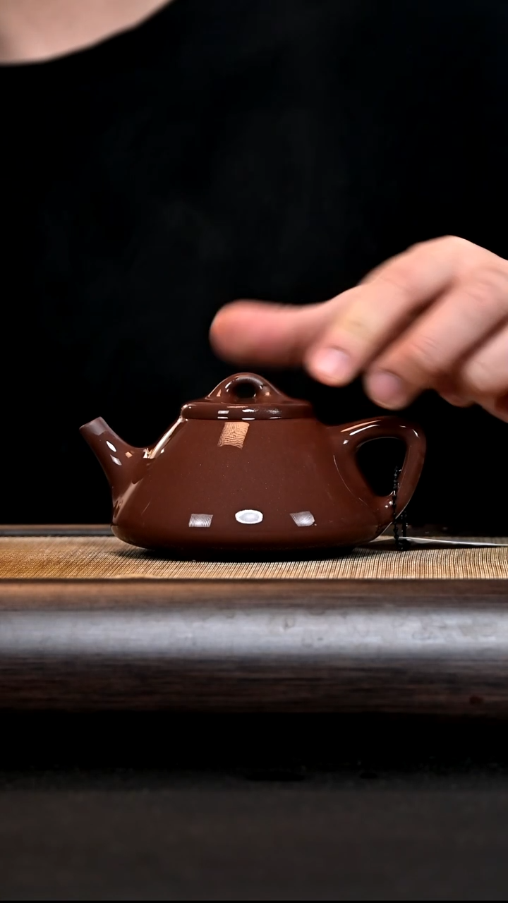 【闪购商品】紫砂茶壶GP16105 子冶 底槽清