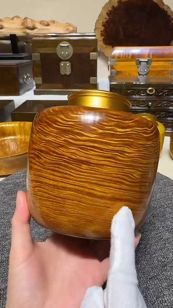 金丝楠木老料满水波茶叶罐