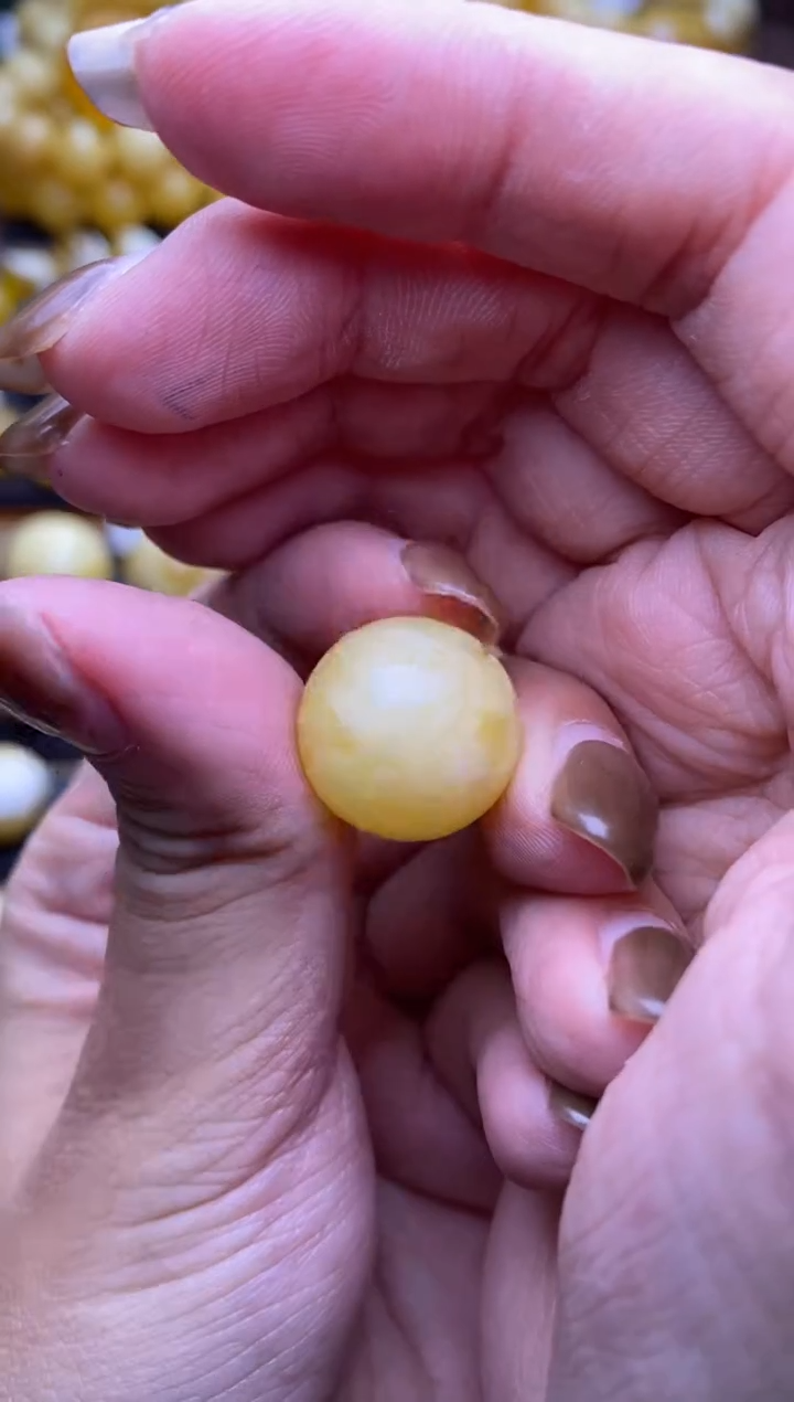 【闪购商品】琥珀裸石未镶嵌 大小姐珠宝严选24