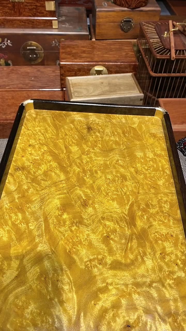 【闪购商品】香樟木木艺茶盘一个