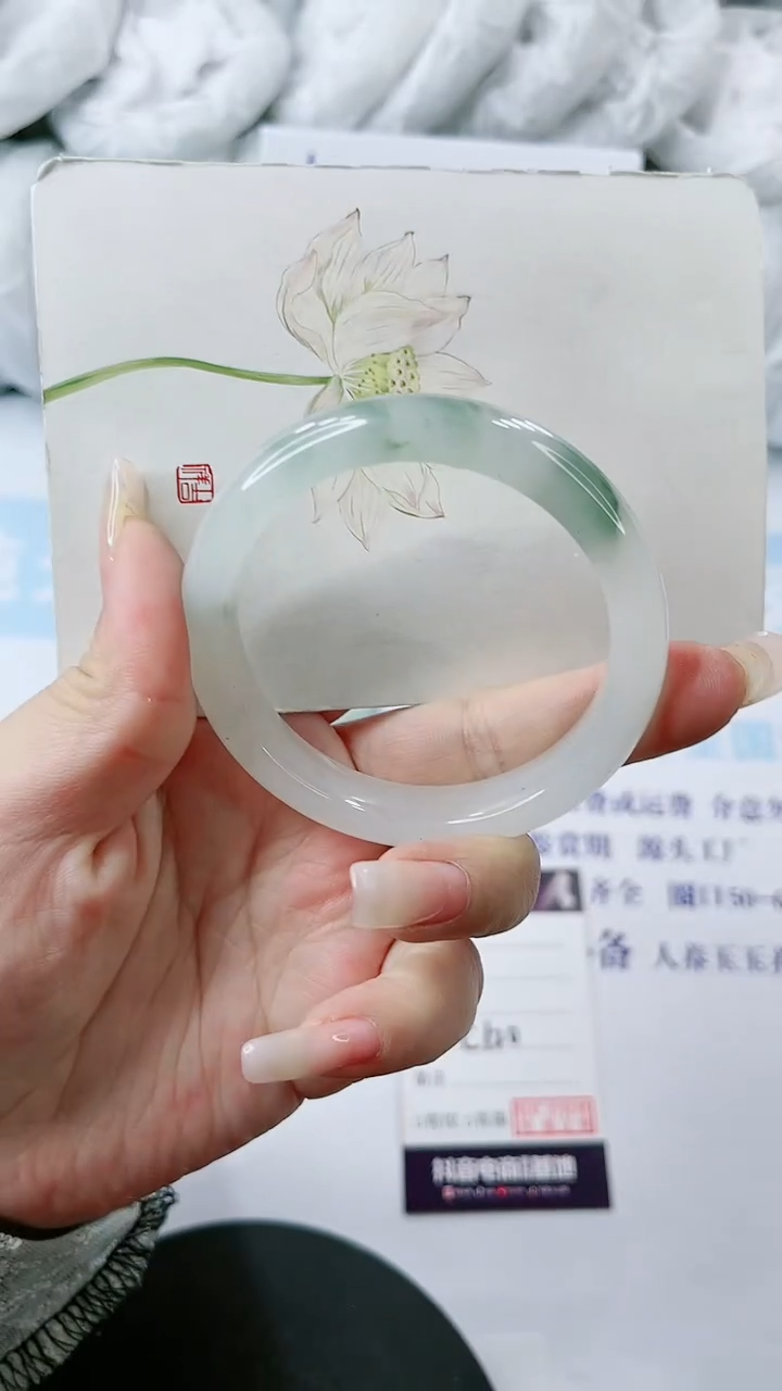 【闪购商品】石英质玉手镯未镶嵌多样性发货C120