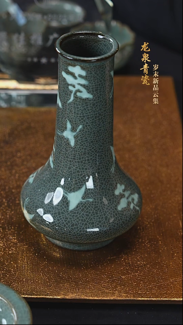 龙泉青瓷陶瓷摆件28