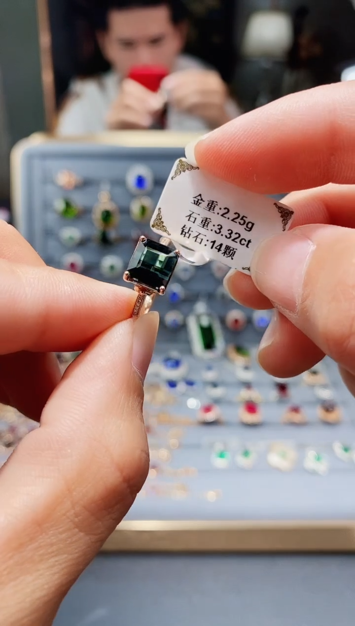 【闪购商品】碧玺戒指18K金镶嵌3.32.