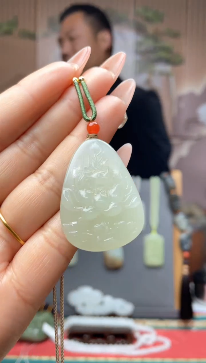 【闪购商品】和田玉颈饰未镶嵌一