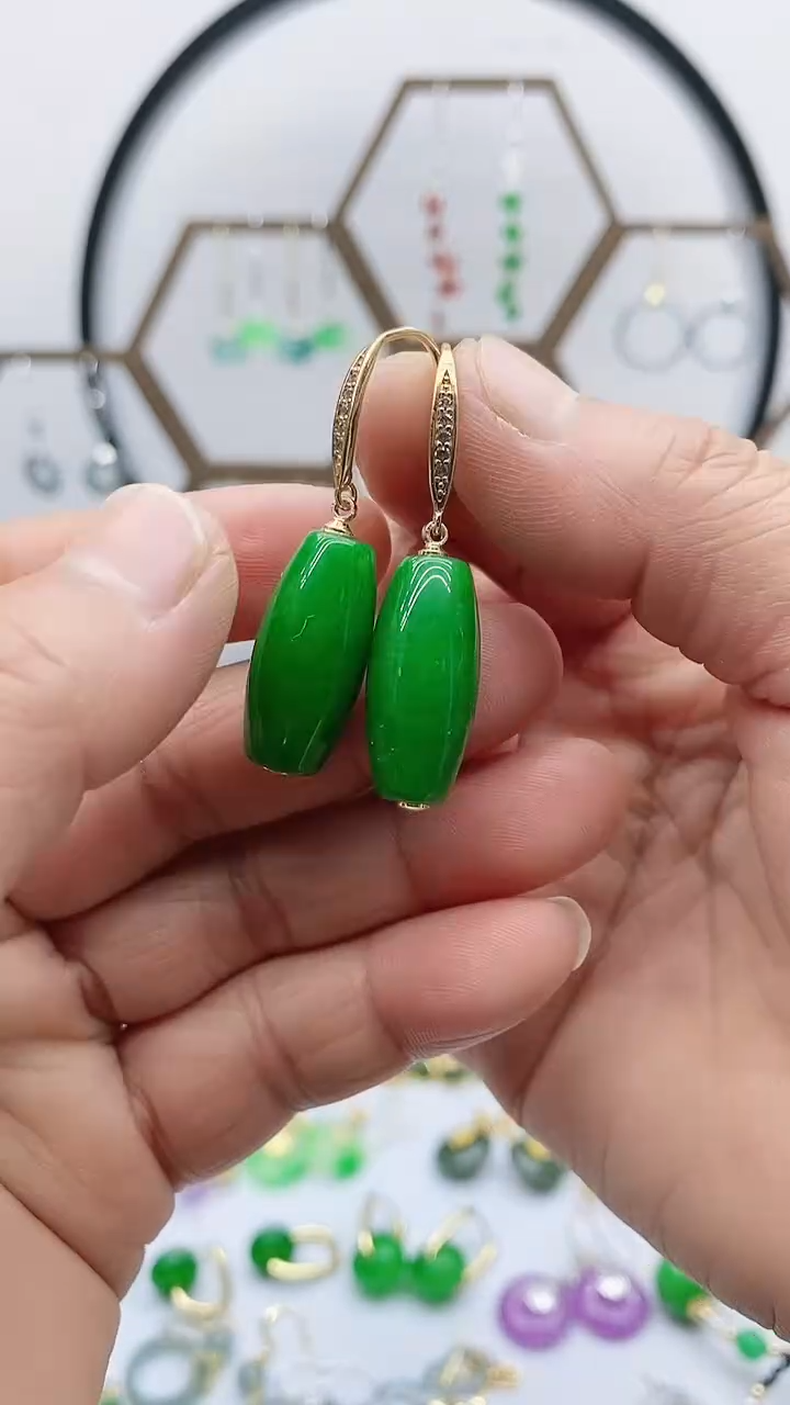 未镶嵌翡翠耳饰翡翠6