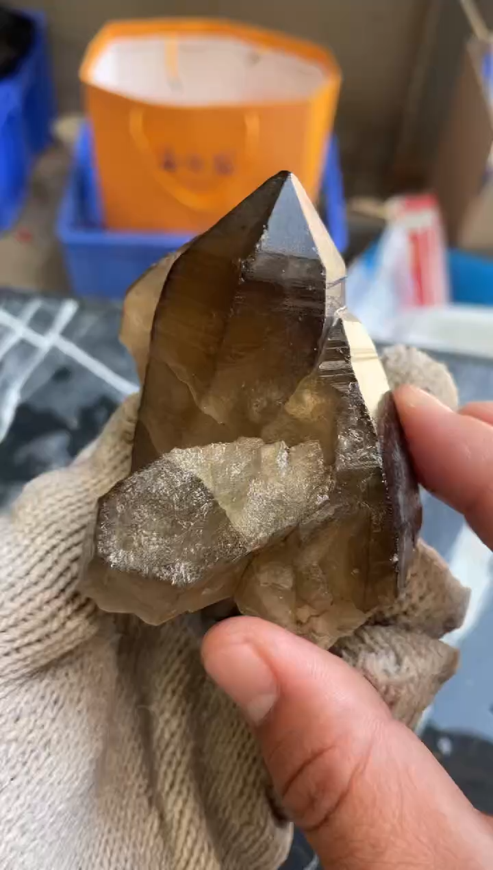 【闪购商品】烟晶原石未镶嵌天然茶水晶原石摆件