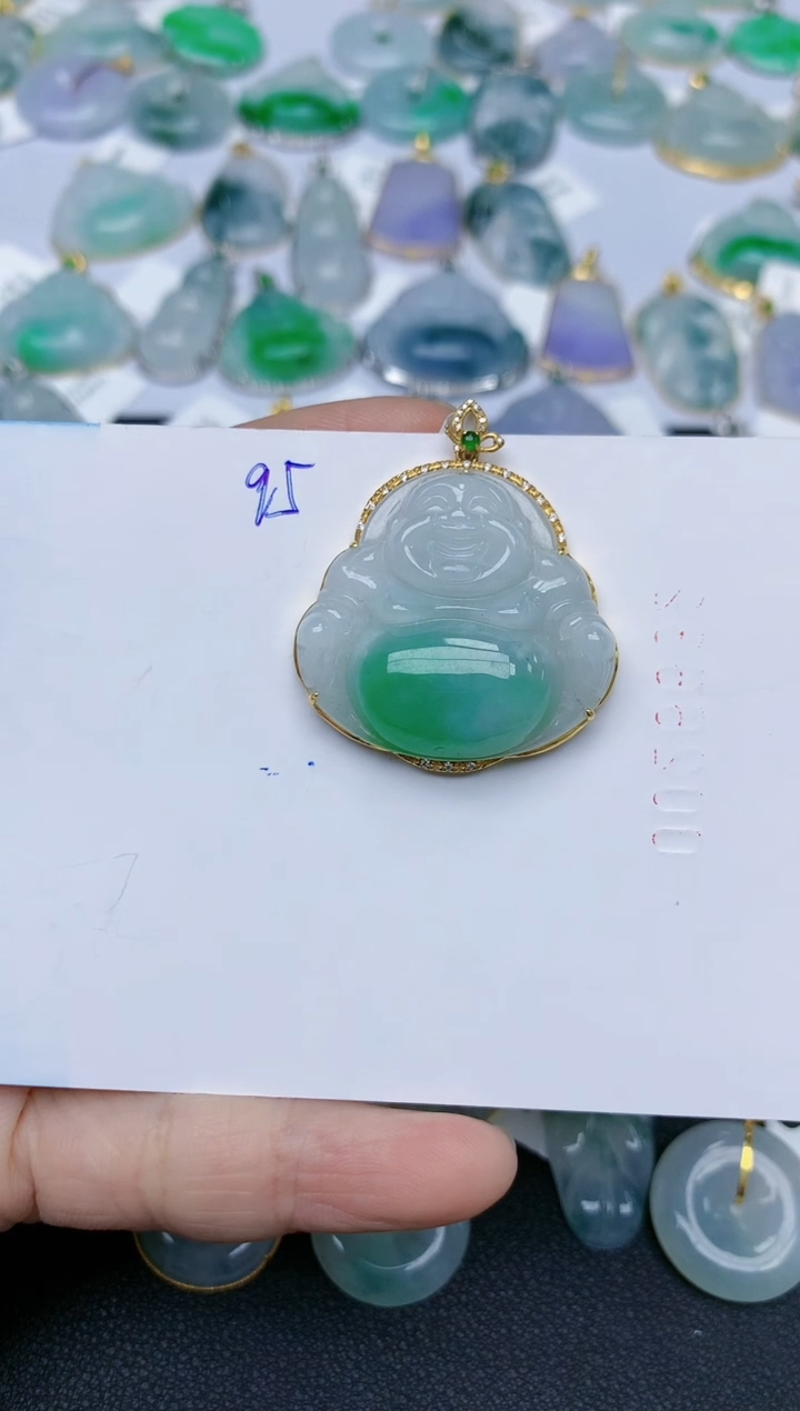 【闪购商品】翡翠颈饰18K金镶嵌天然翡翠A货    