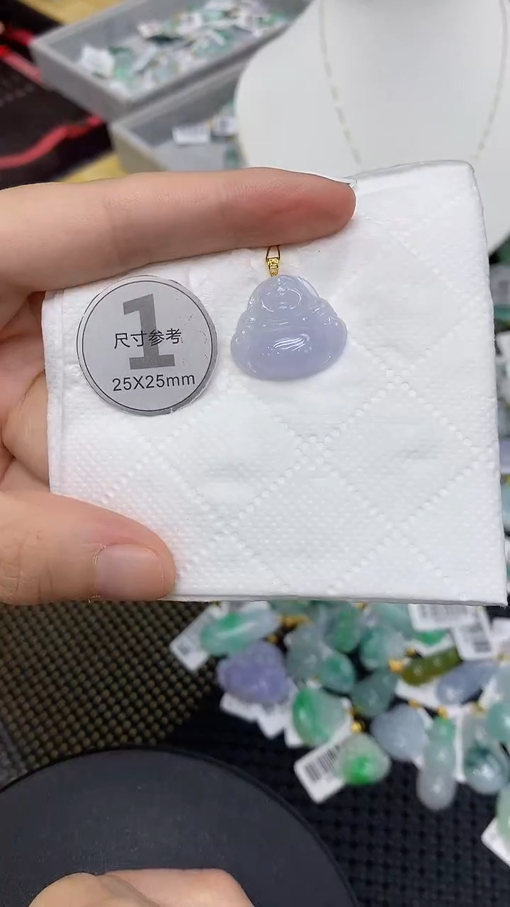 颈饰18K金镶嵌翡翠111111111