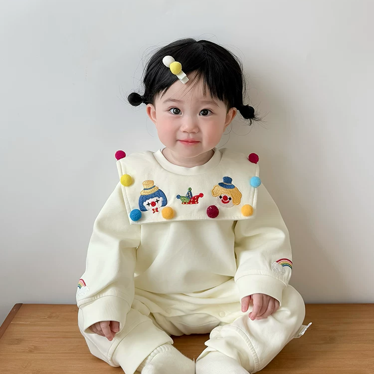   婴儿衣服秋马戏团衣服儿童宝宝新生儿哈衣满月外出服         