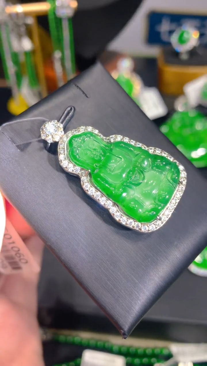 【闪购商品】翡翠颈饰银S925镶嵌45一季