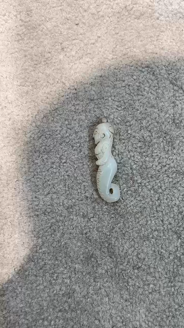 未镶嵌和田玉（糖玉）挂件福*。摆件把件摆件把件