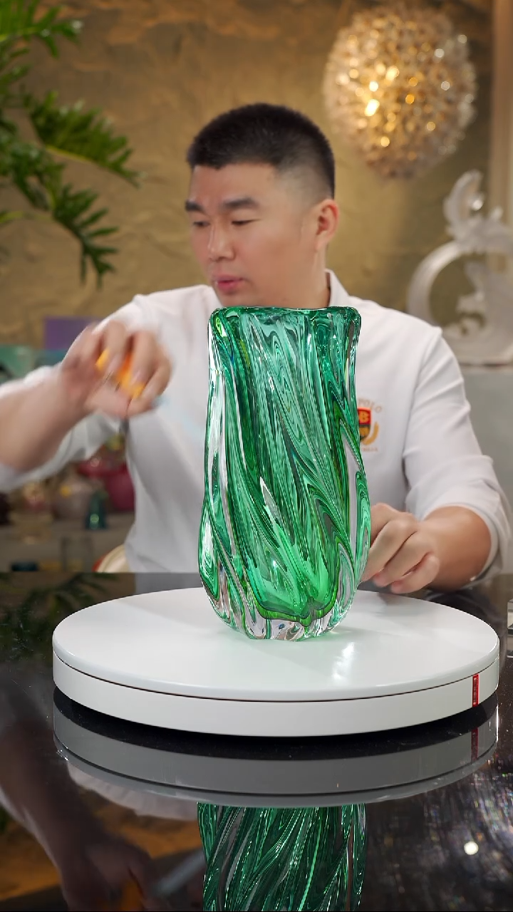 【闪购商品】瓷片设计款蓝绿花瓶