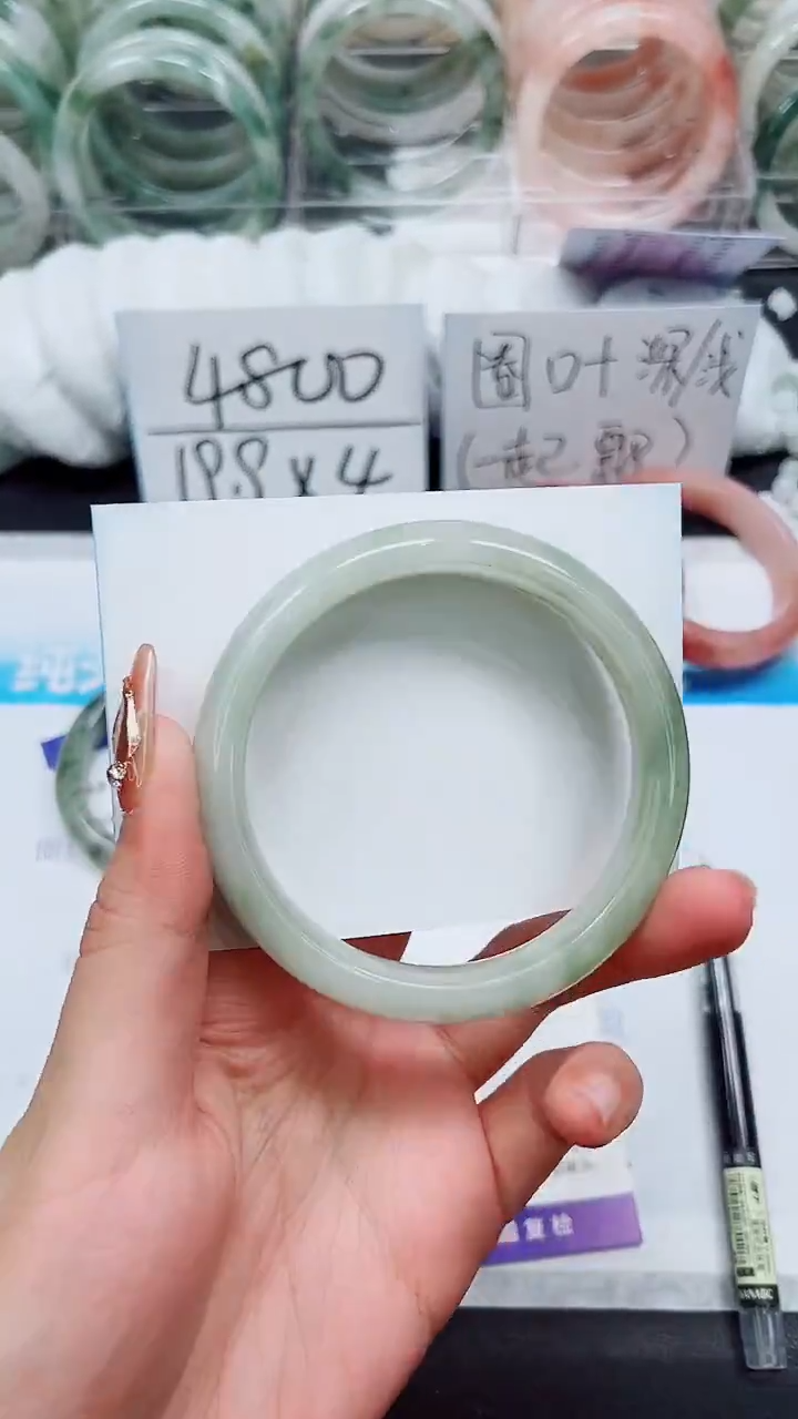 【闪购商品】石英质玉手镯未镶嵌A85-60/61