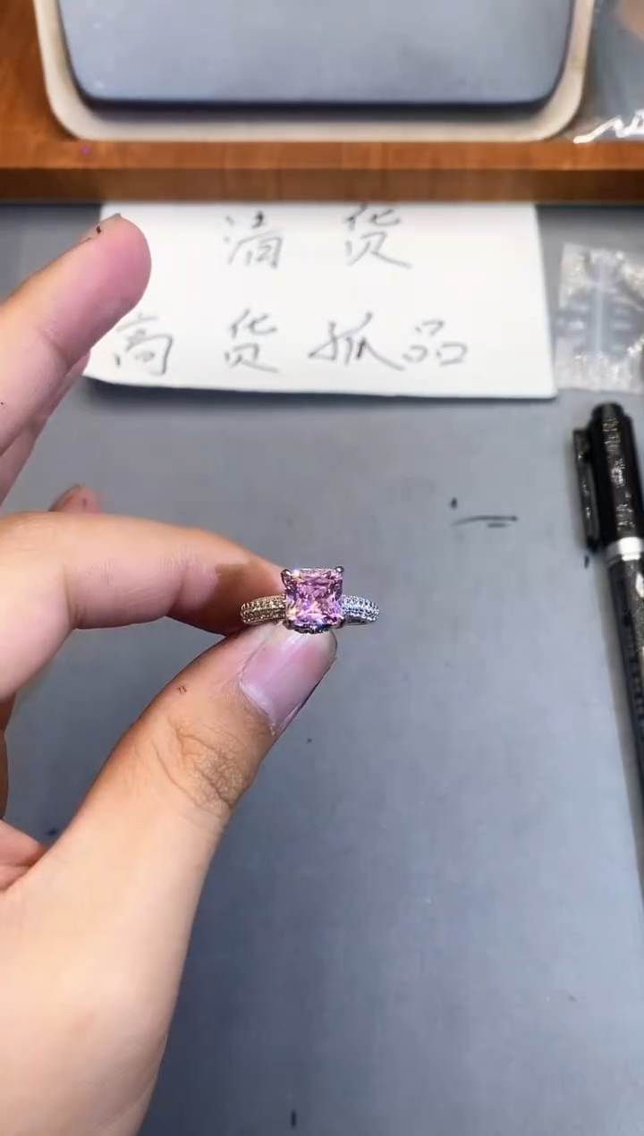 【闪购商品】石英质玉珠宝奇石合金1