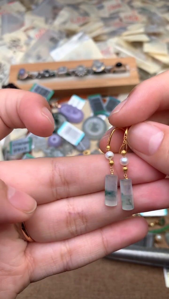 18K金镶嵌挂件翡翠1