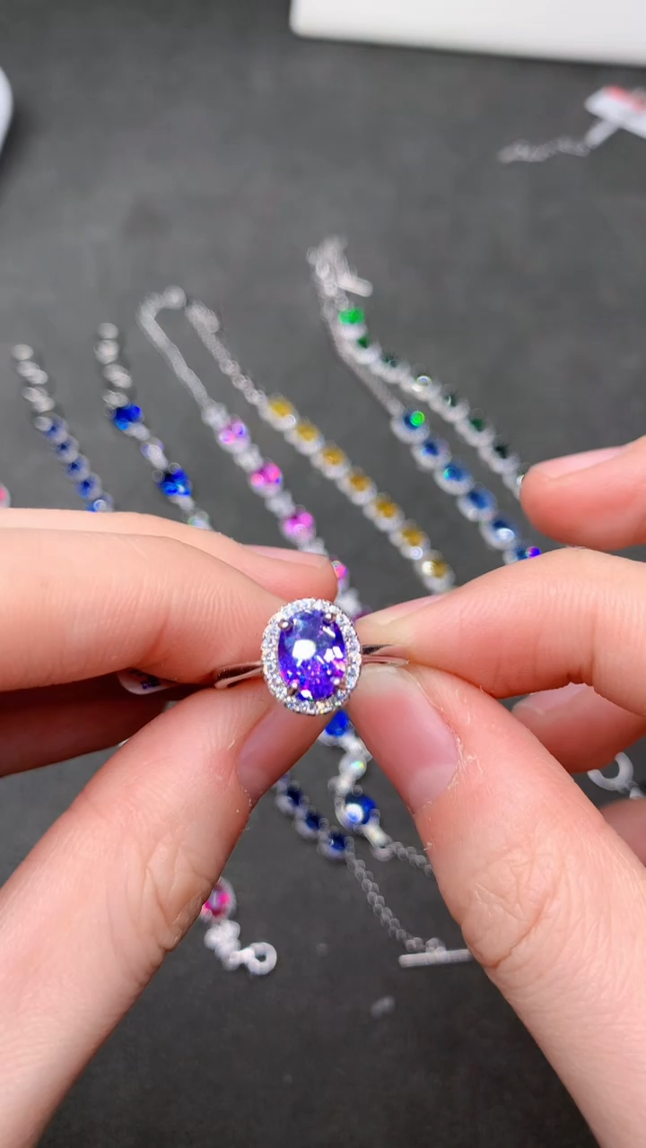 【闪购商品】彩色蓝宝石戒指银S925镶嵌.....