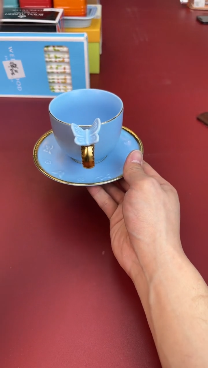 【闪购商品】瓷片新号开播全场漏@@H963