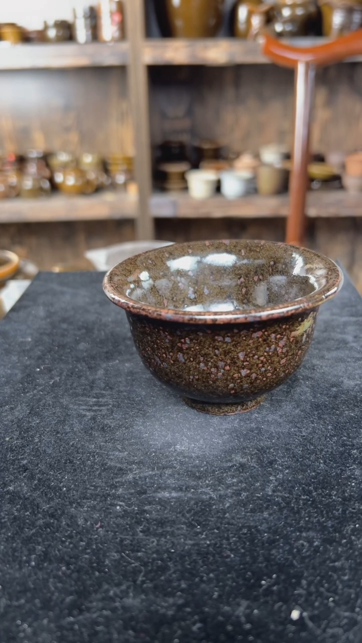 粗泥紫金窑变色的主人杯