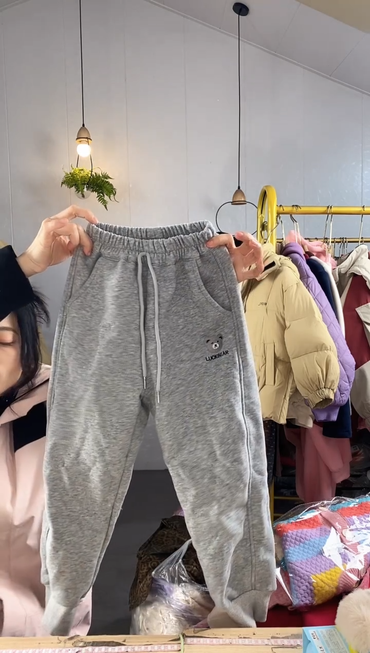 小熊刺绣卫裤【微瑕【786