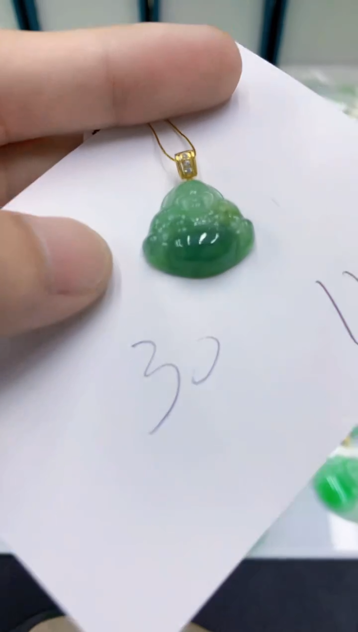 颈饰未镶嵌翡翠翡翠