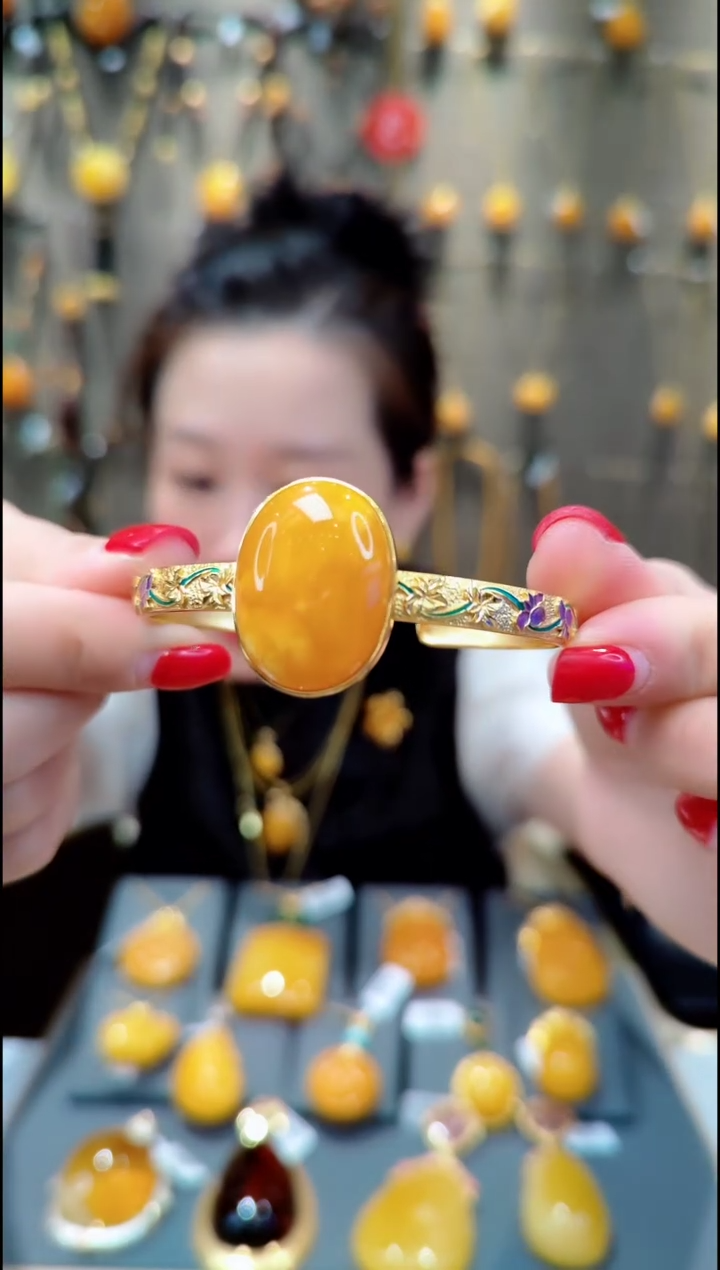 【闪购商品】蜜蜡手镯银S925镀金镶嵌H706蜜蜡手镯