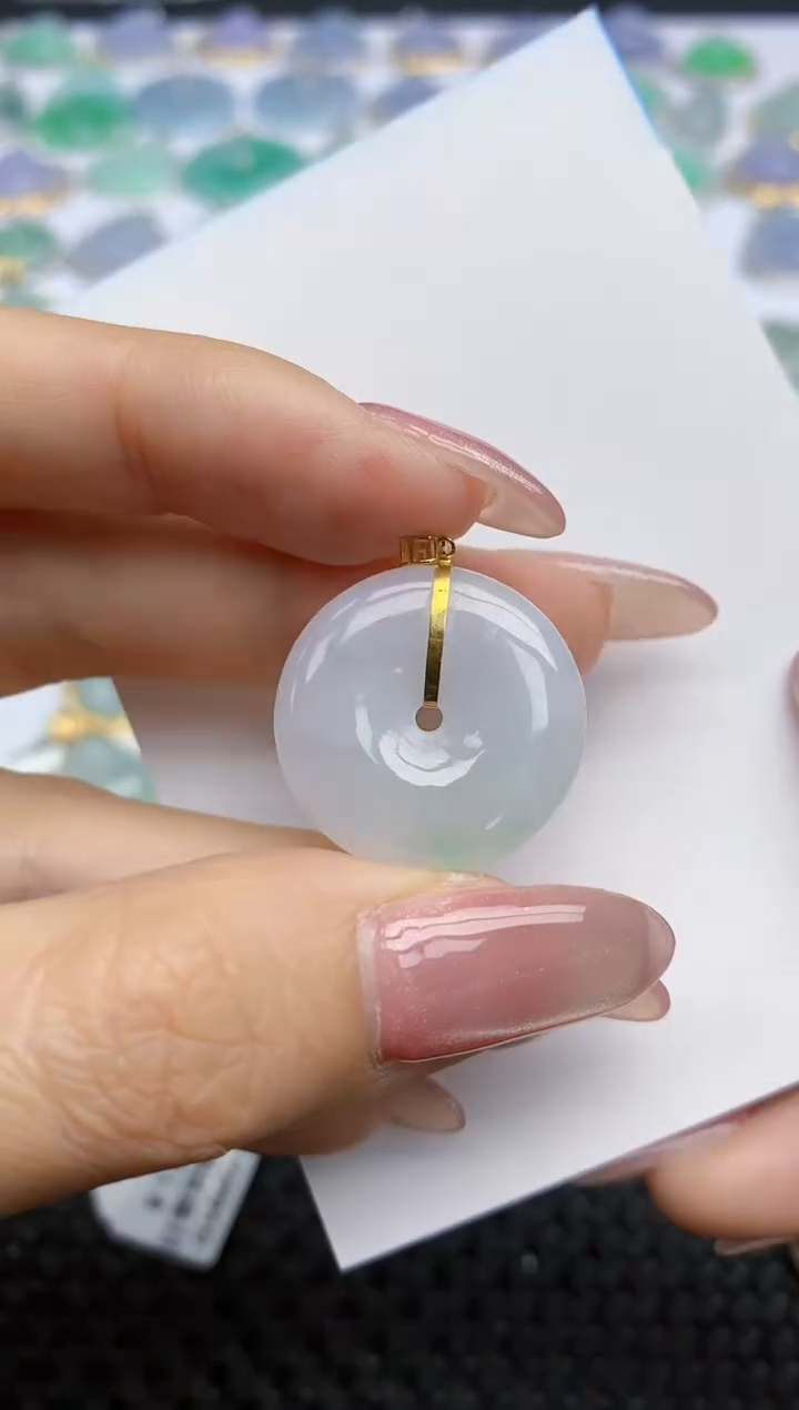 【闪购商品】翡翠挂件18K金镶嵌天然翡翠A货