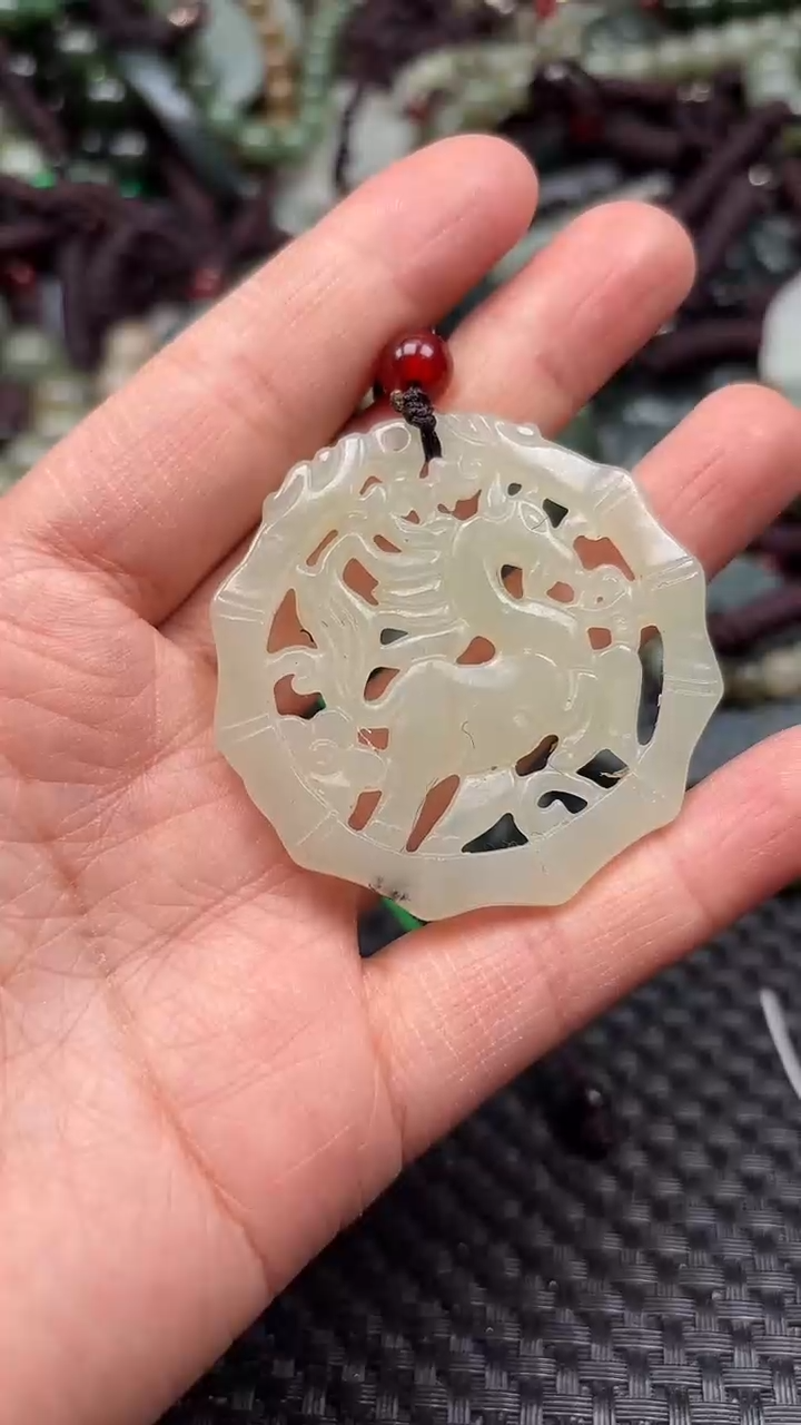 【闪购商品】和田玉颈饰未镶嵌1