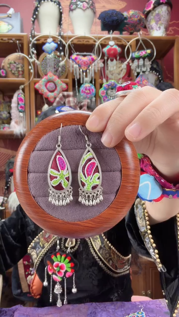 织绣耳环71甜甜家