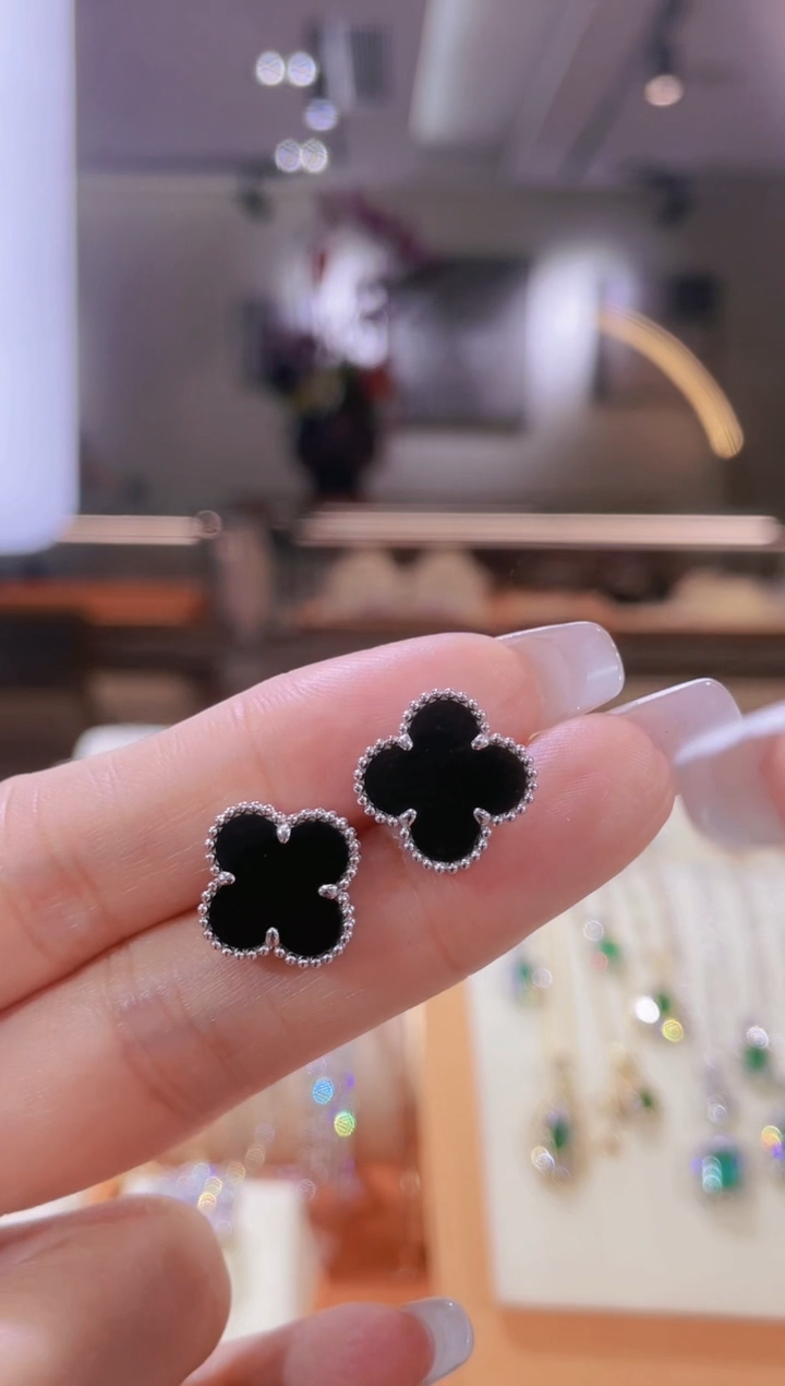 【闪购商品】玛瑙/玉髓耳钉18K金镶嵌耳钉