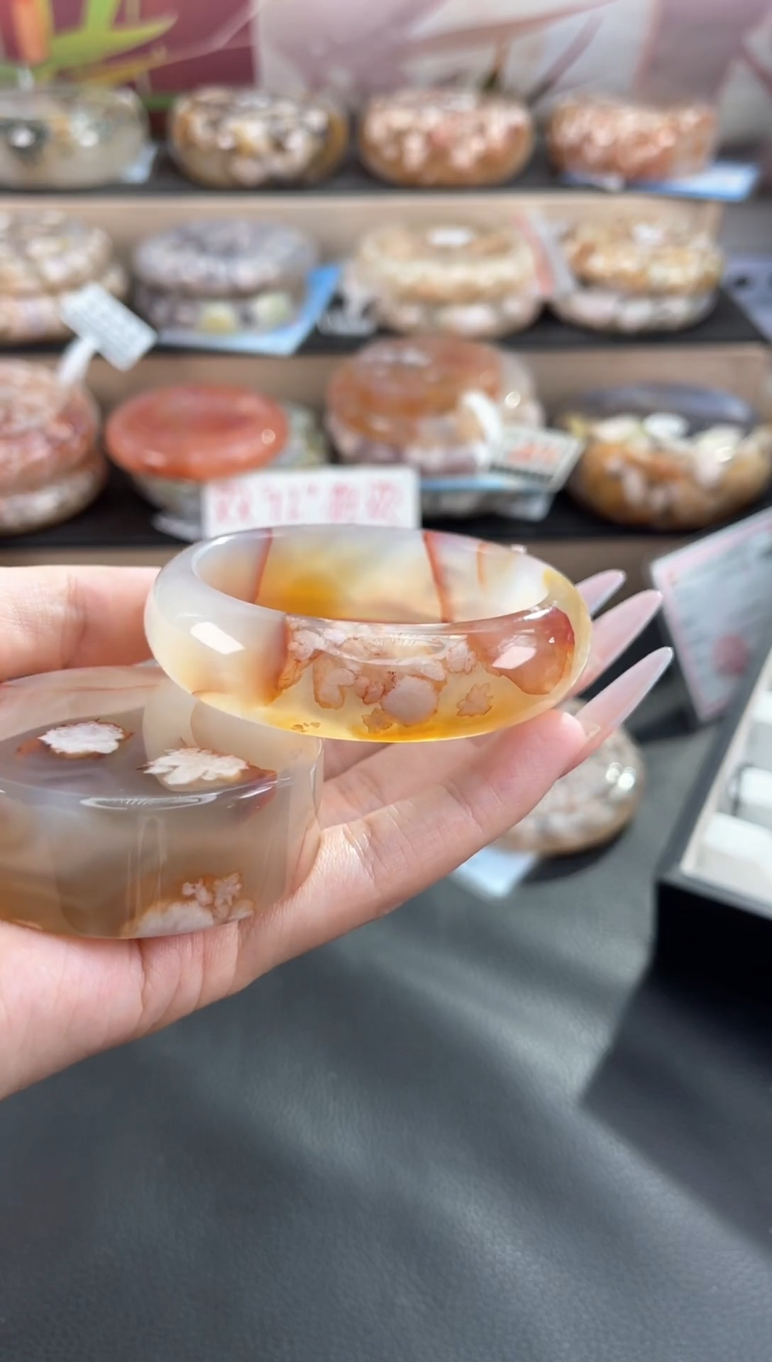 未镶嵌手镯石英质玉54