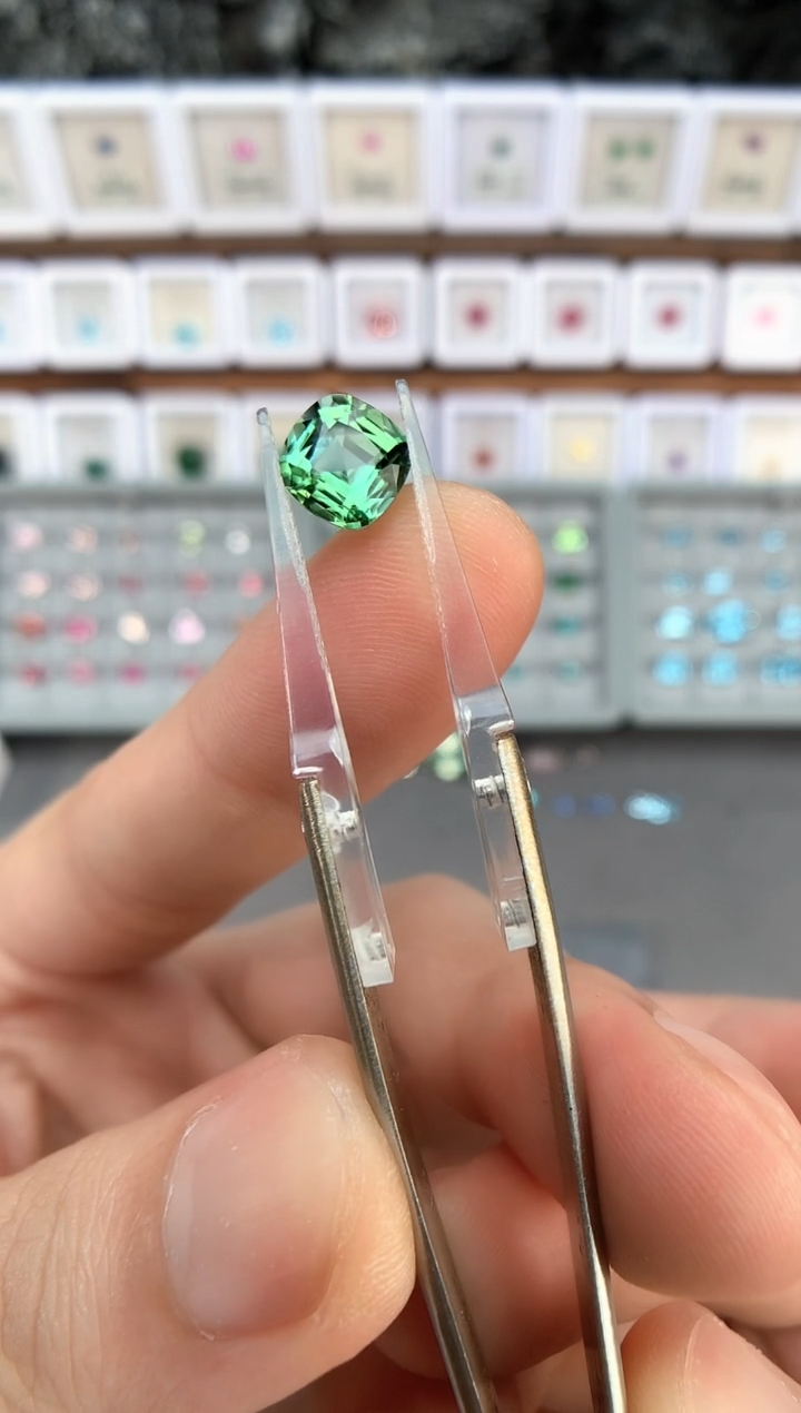 【闪购商品】定制碧玺裸石未镶嵌2.32ct
