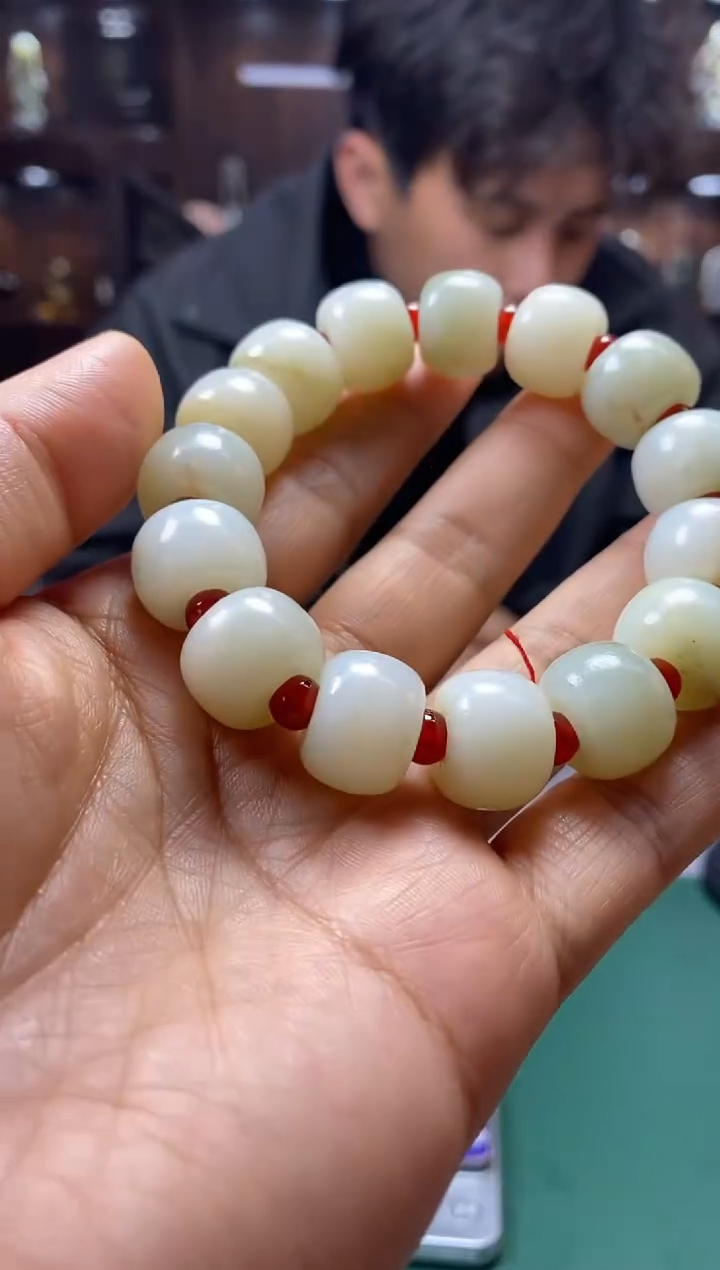 【闪购商品】和田玉颈饰未镶嵌1