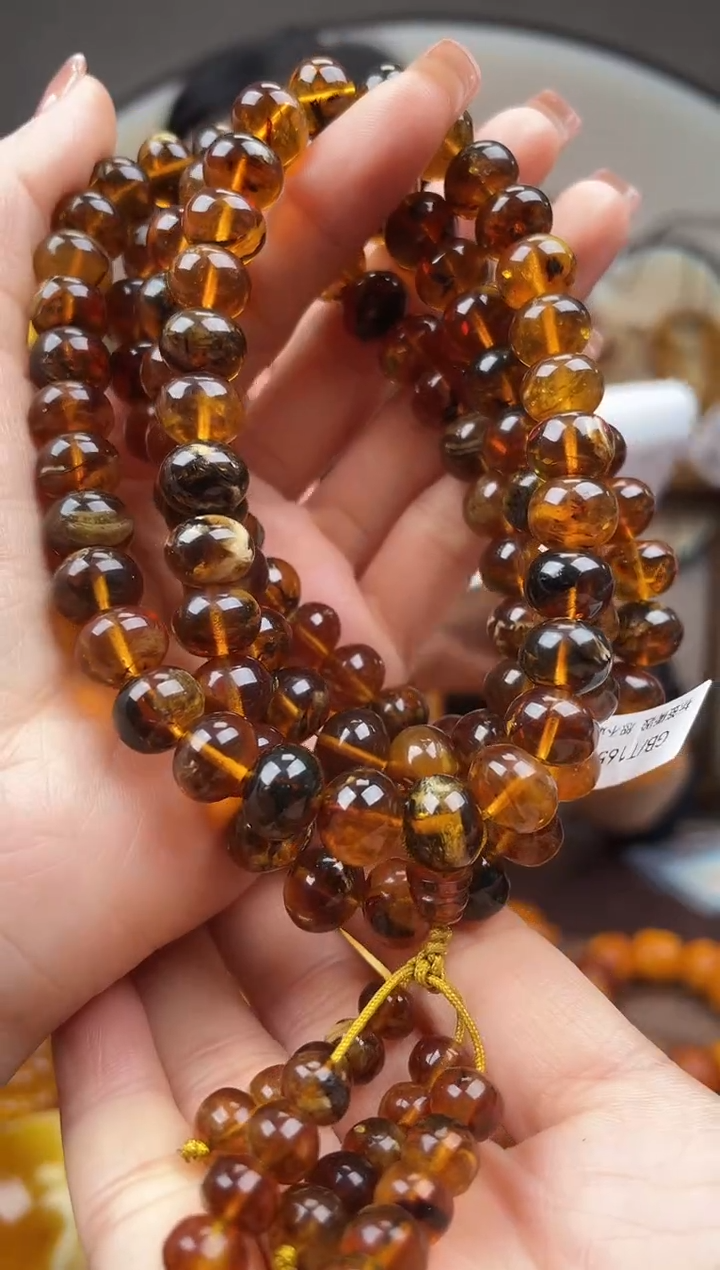 【闪购商品】琥珀裸石未镶嵌首饰 假1赔4 （多样性发货1件