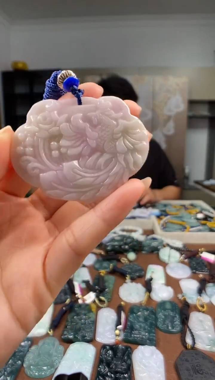 颈饰未镶嵌翡翠多样性发其一