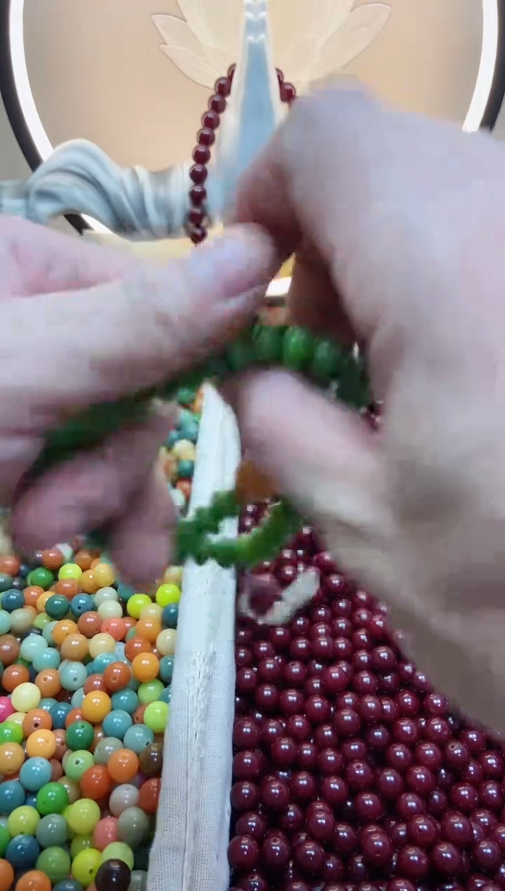 吊坠菩提根/象牙果120颗杨绿色