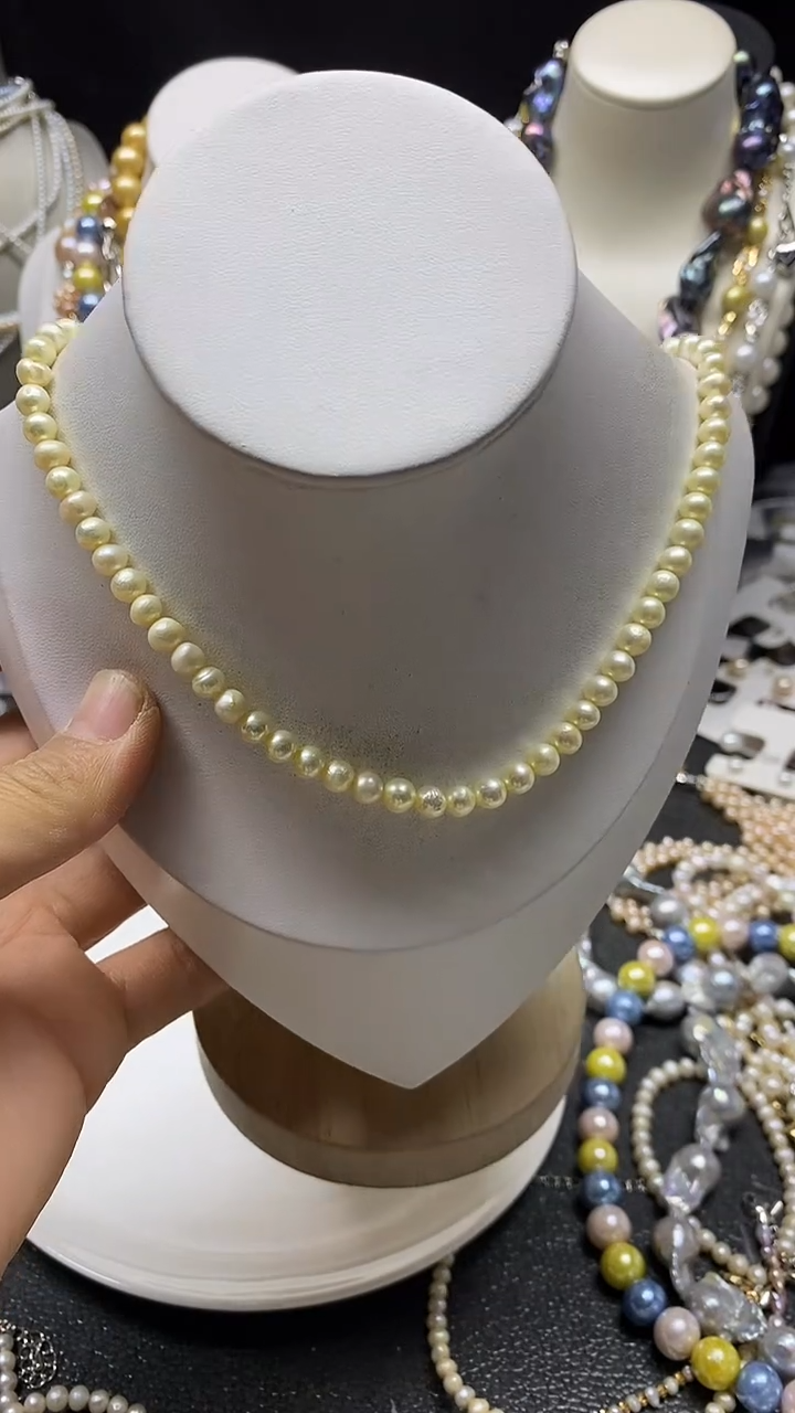 颈饰未镶嵌淡水珍珠多人