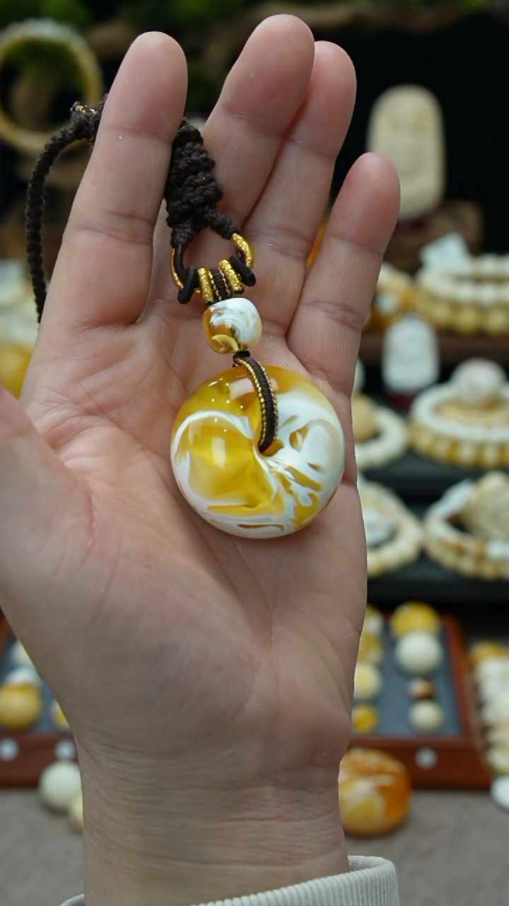 【闪购商品】琥珀裸石未镶嵌胡玩珠宝天然原矿