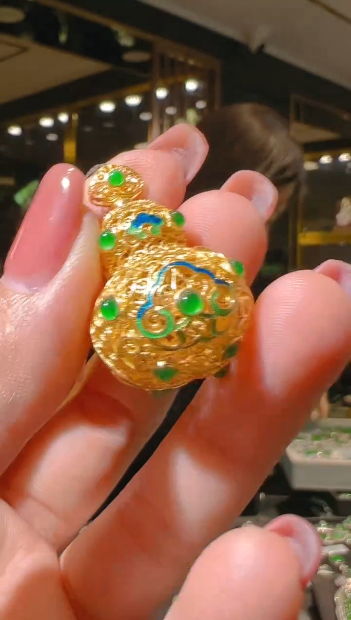 【闪购商品】翡翠吊坠(赠链)银S925镶嵌176