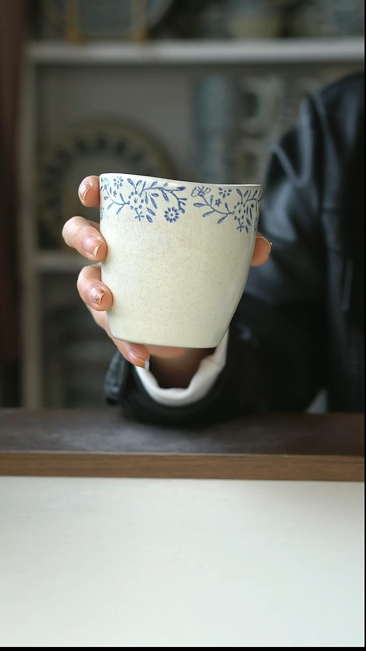 陶Hitable冰湖蓝手握杯300ml@4-2@