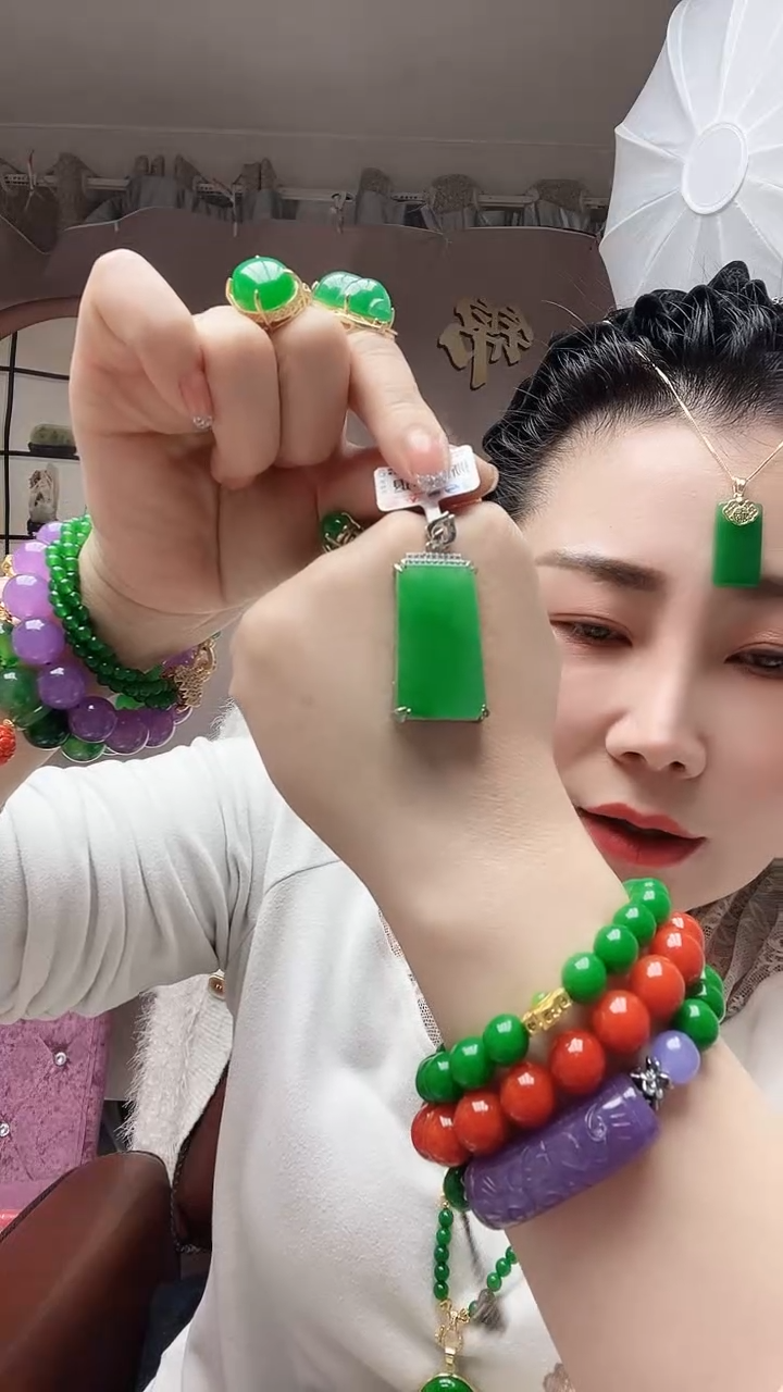 【闪购商品】翡翠颈饰银S925镶嵌X8号