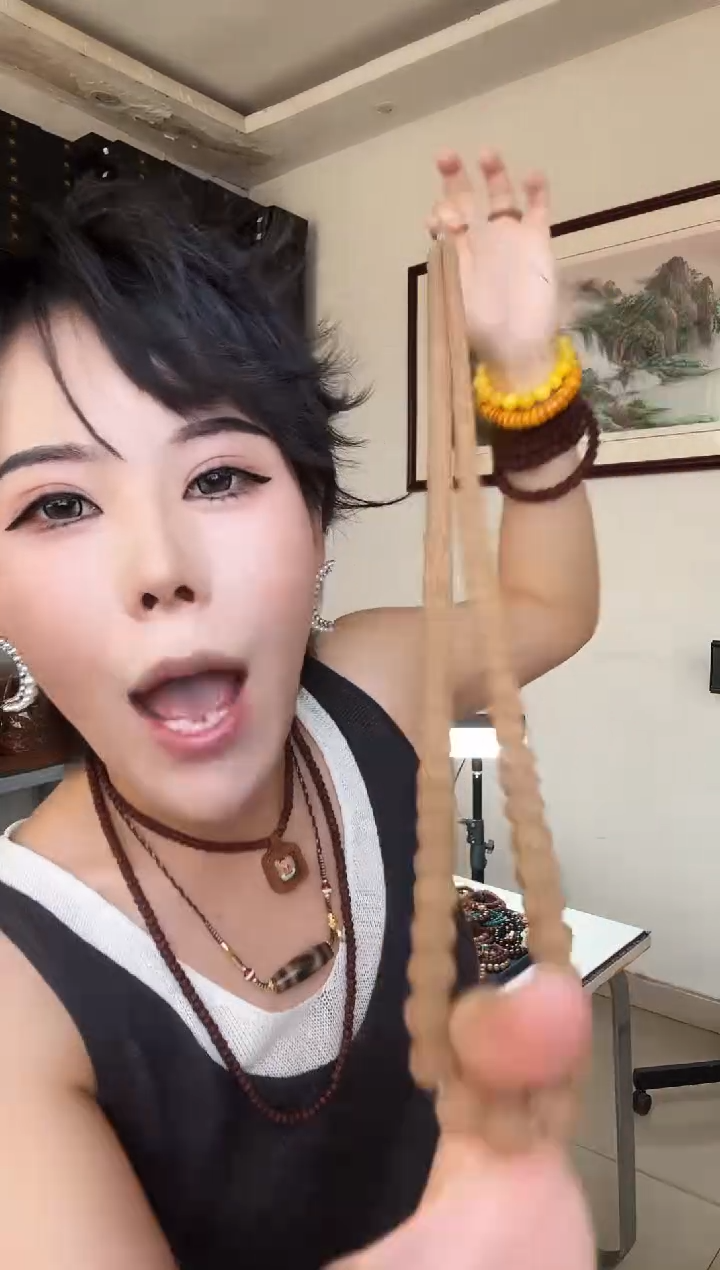 金刚菩提吊坠纯血十龙梅花桩花王小金刚108