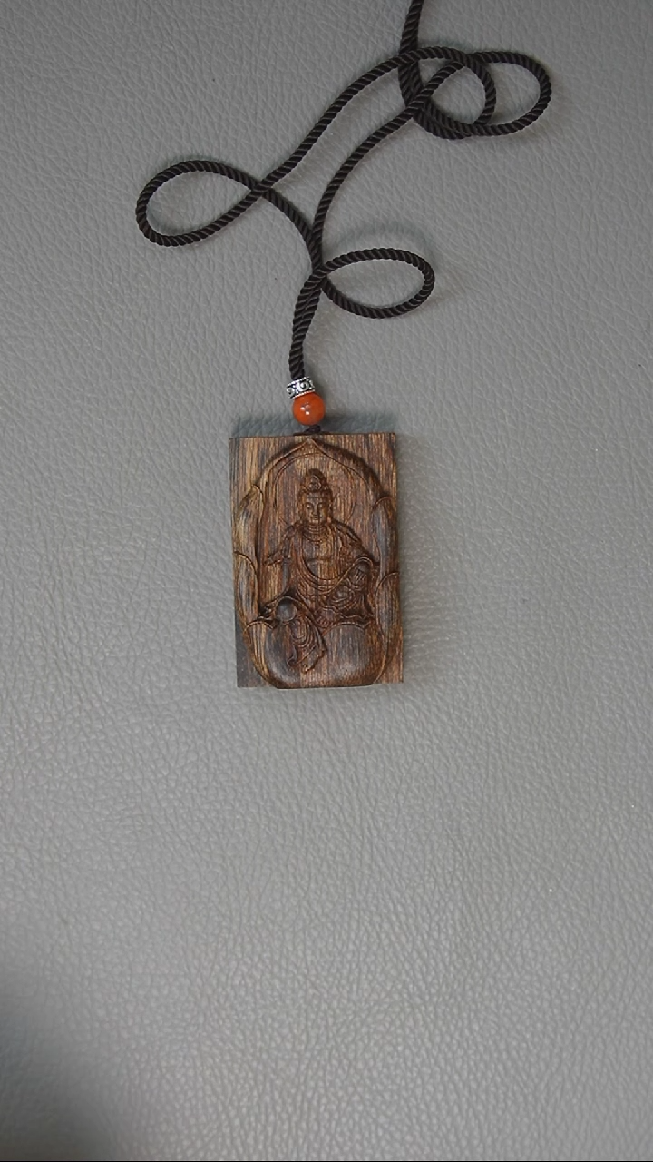 【闪购商品】沉香吊坠正区达拉干观音25g