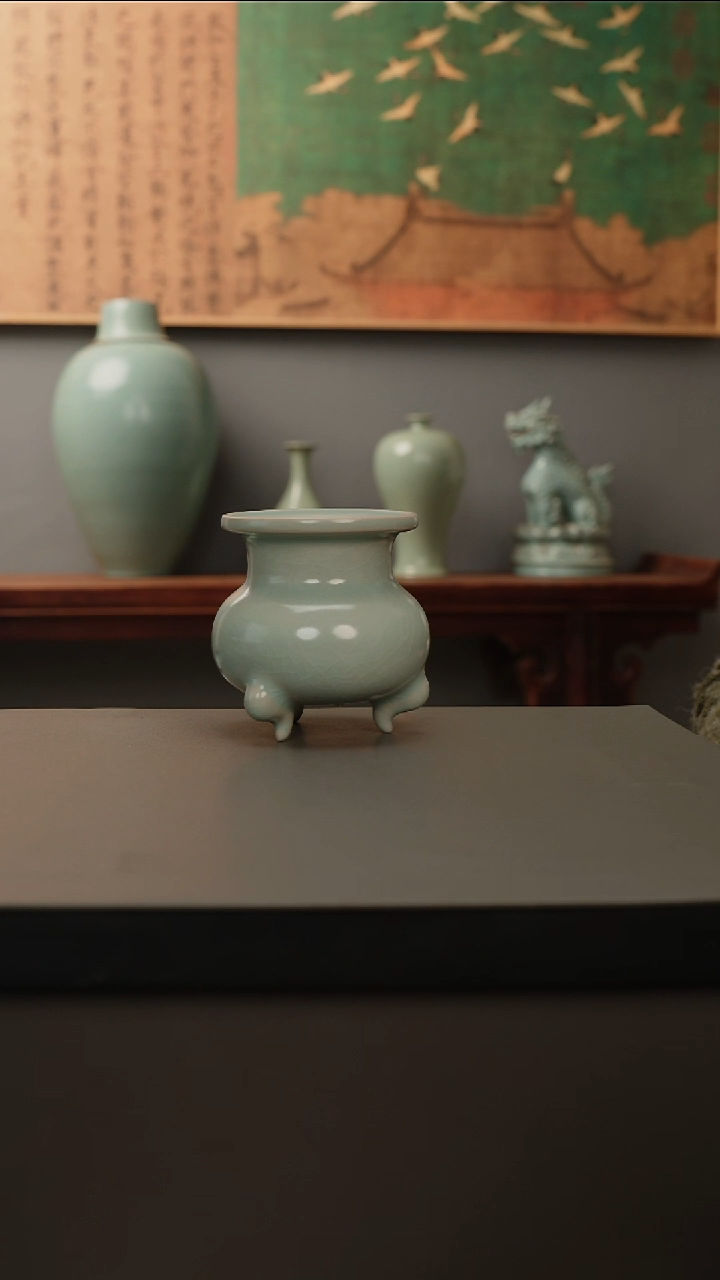 【闪购商品】杯仿古釉原矿  三足炉