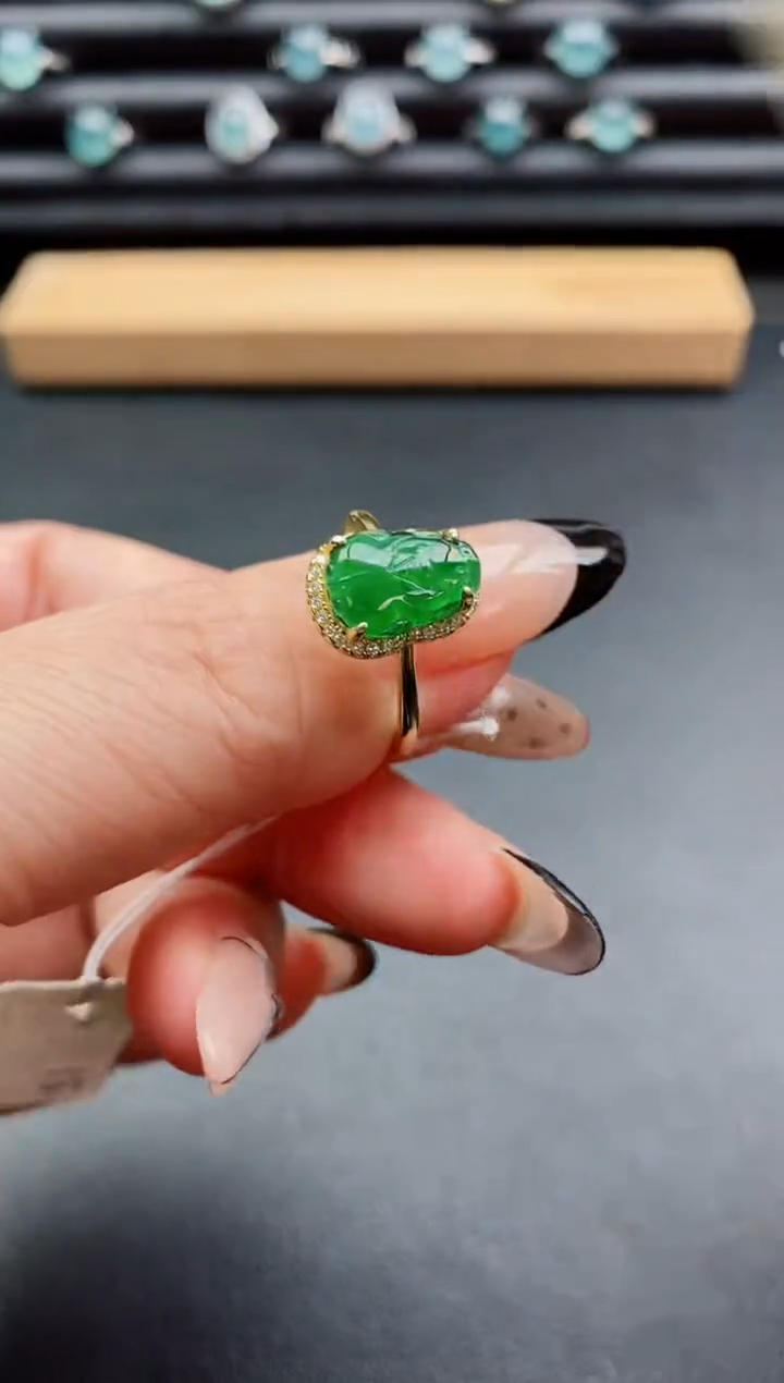 银S925镶嵌戒指翡翠1