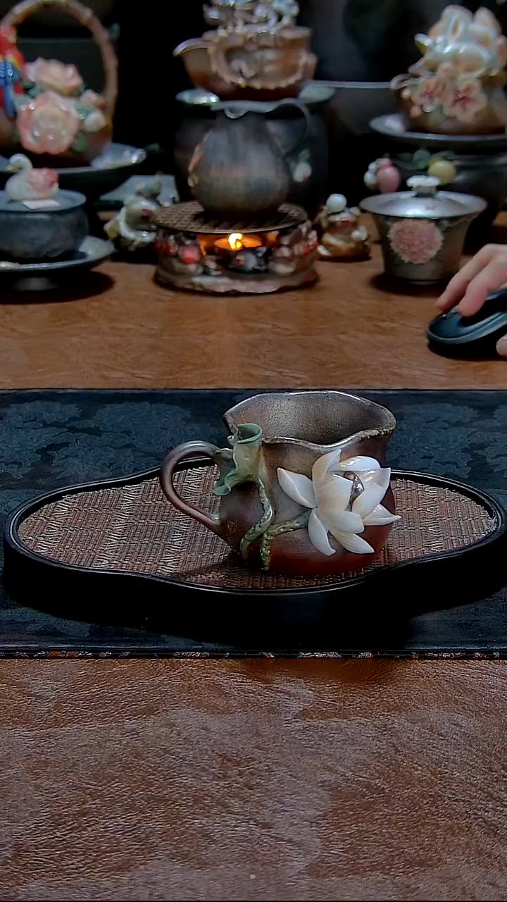 行****花黄老师荷花马克杯