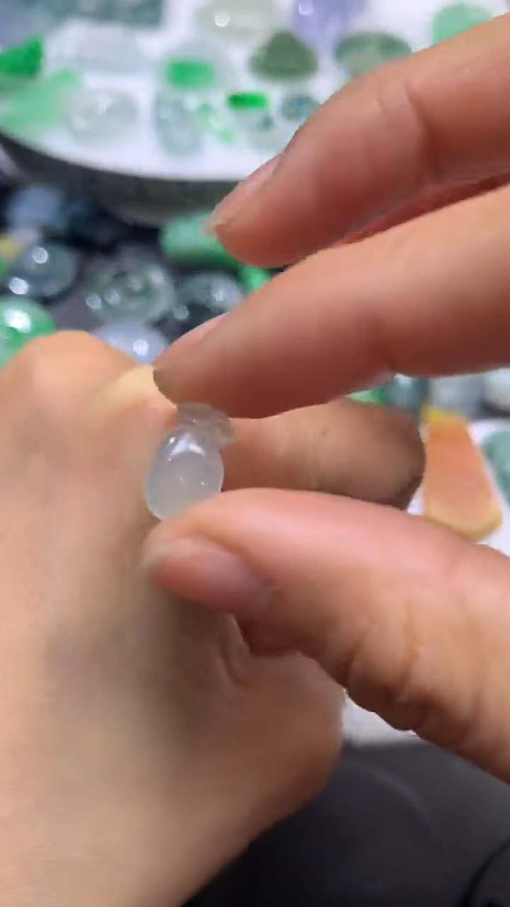 【闪购商品】定制翡翠未镶嵌翡翠