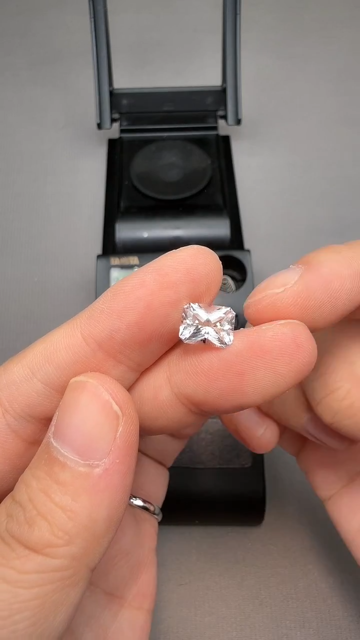 【闪购商品】赛黄晶裸石未镶嵌2ct-A108-1p