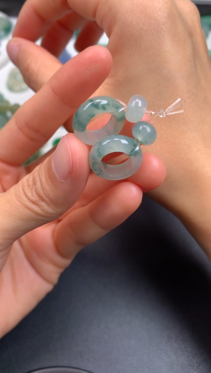 未镶嵌定制翡翠0618102059（16*5.2）